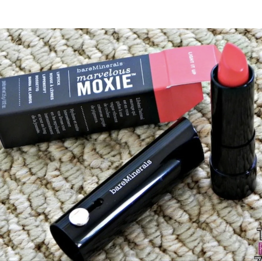 ❇️🧚‍♀️LIGHT IT UP BareMinerals RARE Moxie Lipstick NWT